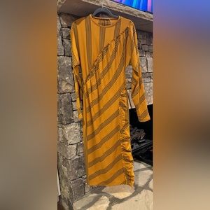 Zara Never Worn Midi Dress Size M